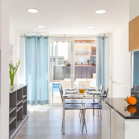 Romani * 坎皮卡福特