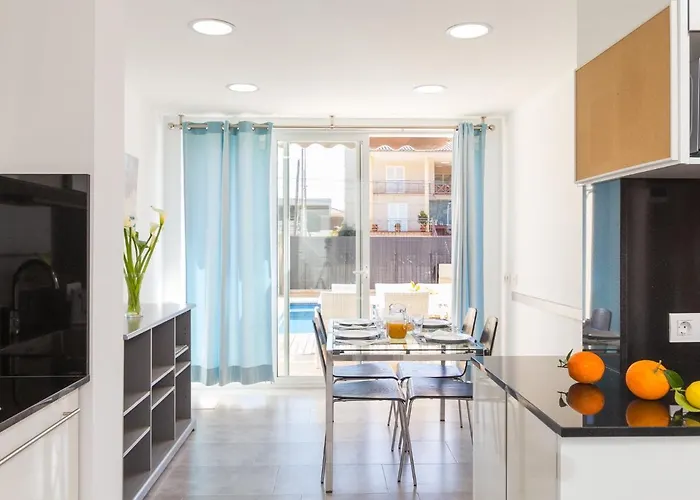 Romani * 坎皮卡福特